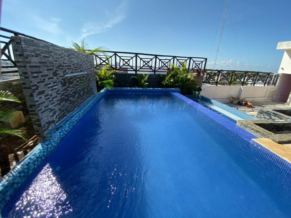 Suites La Roca By R&T Cancun Dış mekan fotoğraf